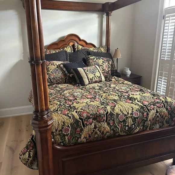 Austin Horne Collection Gustone Euro shams 3 available - Picture 4 of 4